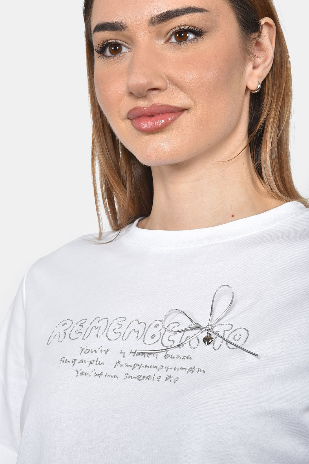 T-SHIRT ΜΕ ΤΥΠΩΜΑ ΑΠΟ ΓΚΛΙΤΕΡ REMEMBER - Image 2